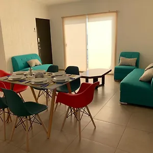 https://playa-orquidea.quintano-roohotels.com